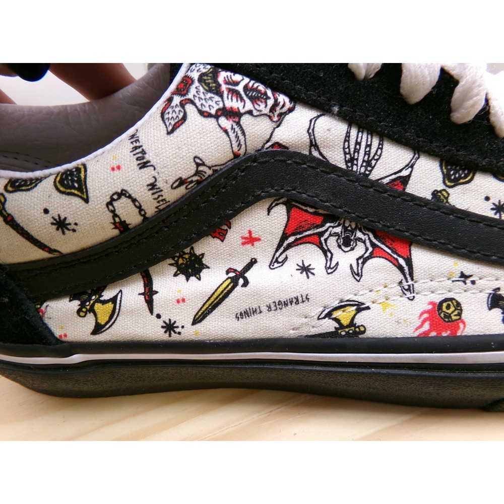 Vans x Stranger Things Old Skool Hellfire Club Sneakers Men's 6.5 Womens 8 Low - Picture 3 of 10